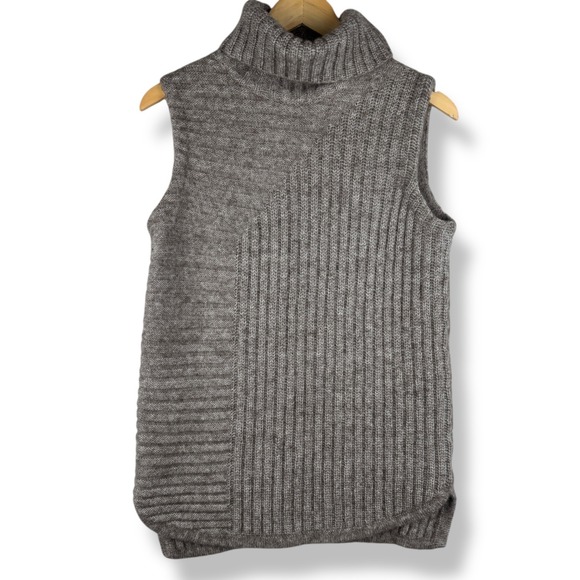 Theory Beylor T Yak Mohair Wool Turtleneck Sweater Vest Womens Size Medium Top - Picture 3 of 13
